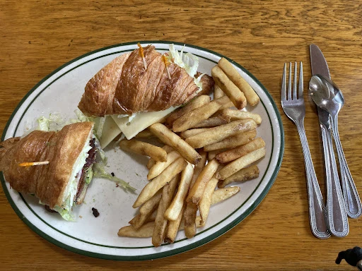 Vittles Family Restaurant photo 4